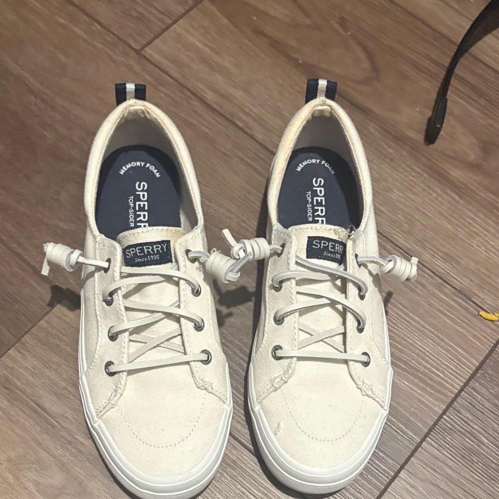 Sperry women’s lCream Canvas Boat Shoes